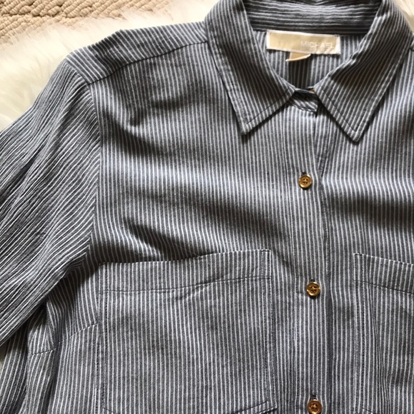 EUC Michael Kors Casual Button Down - Picture 3 of 5